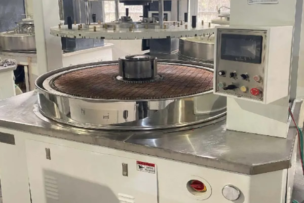 在研磨抛光加工中，模具进行抛光注意事项？